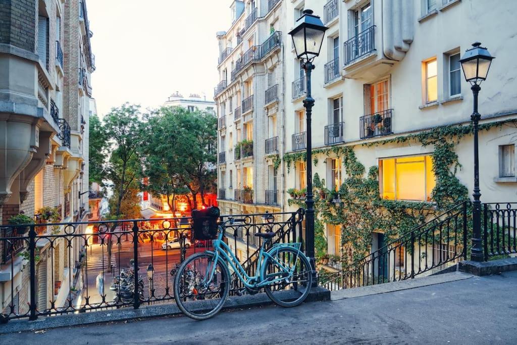 Relax In A Stylish Flat In Montmartre Appartement Parijs Buitenkant foto