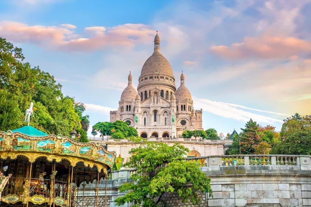 Relax In A Stylish Flat In Montmartre Appartement Parijs Buitenkant foto
